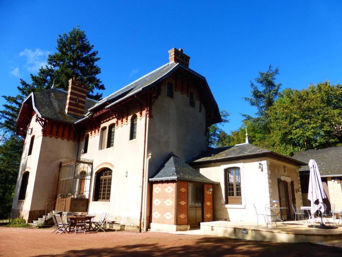 Le Manoir Sur La Roche, 74, Impasse Du Manoir, 71520 Navour Sur Grosne D121 Bed & Breakfast Clermain Exterior photo